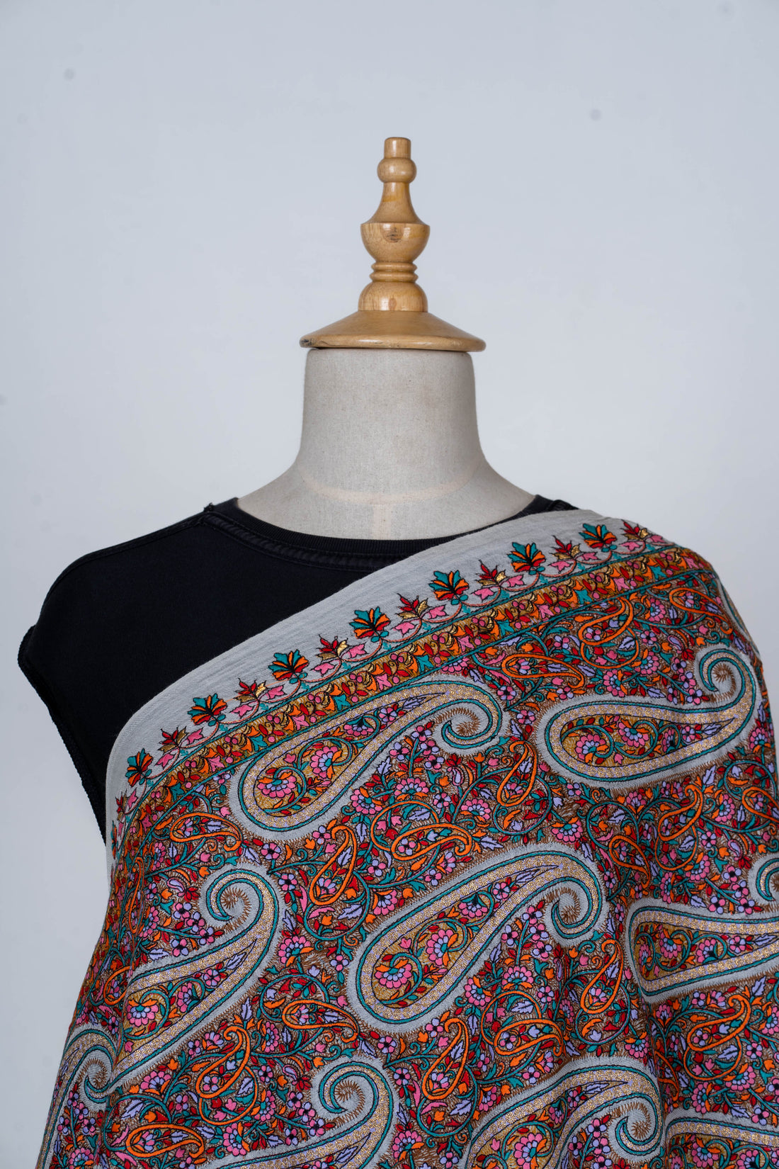 Ivory Wool Shawl with Classic Paisley Motifs